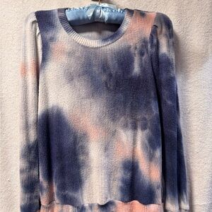 Tie-Dye Long Sleeve Top